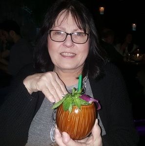 Meet your Posher, Diane